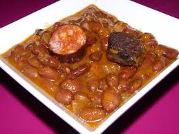 Habichuelas Pintas con Chorizo y morcilla