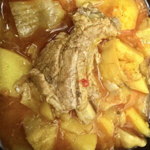 Estofado de patatas con costillas